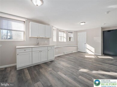 1515 Vine St unit 2- STUDIO, Scranton, PA 18510 - photo 4