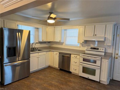 409 San Antonio Blvd unit A, Norfolk, VA 23505 - photo 4