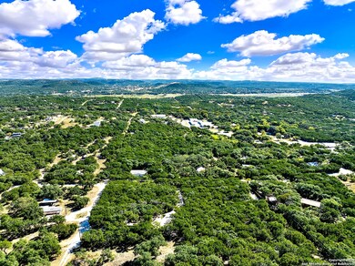 848 Avenue J, Lakehills, TX 78063 - photo 5