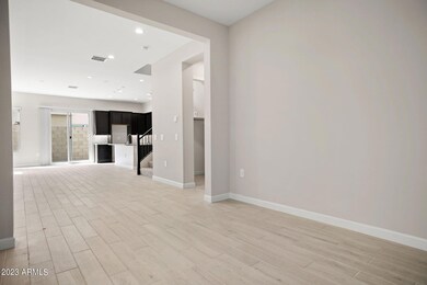 8-web-or-mls-17442-n-49th-st
