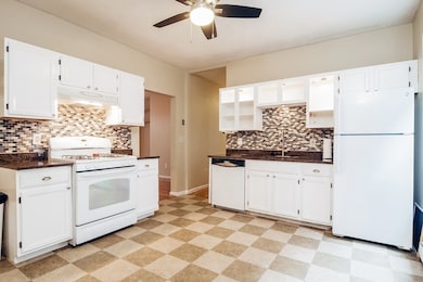 21 Dix St unit 1, Dorchester, MA 02122 - photo 5