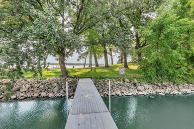 700+' of rip rapped, hard sandy shoreline