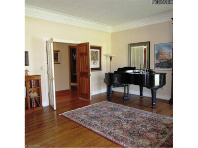 300 Camden Ln, Aurora, OH 44202 - photo 4