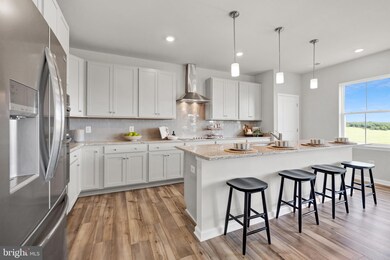 1243 Red Clover Ln unit ASHTON LOT195, Ranson, WV 25438 - photo 5