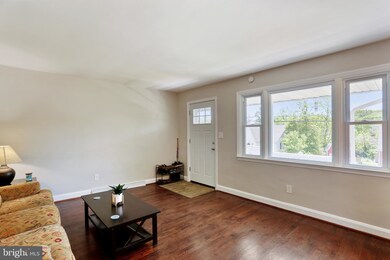 804 Woodsdale Rd, Catonsville, MD 21228 - photo 7