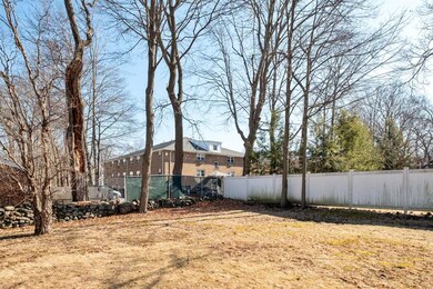 139 Cass St, Portsmouth, NH 03801 - photo 6