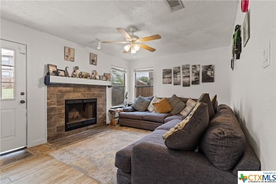 408 W Anderson Ave, Copperas Cove, TX 76522 - photo 3