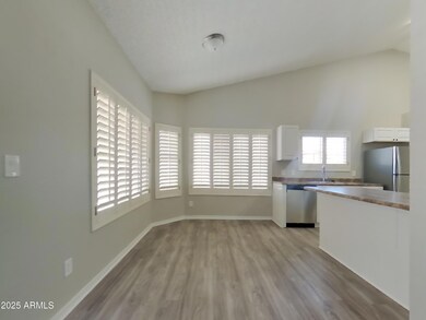 1519 E Sequoia Dr, Phoenix, AZ 85024 - photo 4
