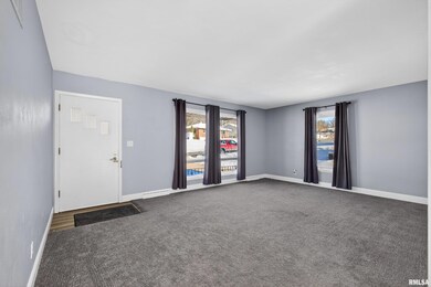 809 Cimarron Dr, Davenport, IA 52804 - photo 7