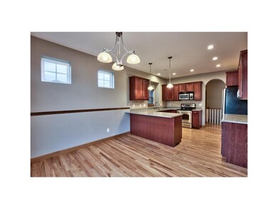 COUNTER HEIGHT BREAKFAST BAR, EAT IN KITCHEN