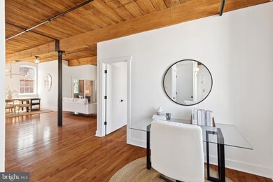 205 15 Cuthbert St unit 301, Philadelphia, PA 19106 - photo 6