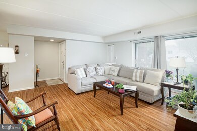 92 Oakridge Dr unit 92, Langhorne, PA 19047 - photo 4