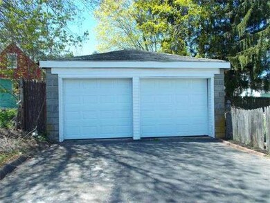 194 Coburn Ave, Worcester, MA 01604 - photo 3