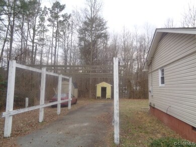 25054 Oxford Rd, Ruther Glen, VA 22546 - photo 5