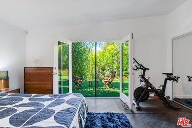 22705 Crespi St, Woodland Hills, CA 91364 - photo 3