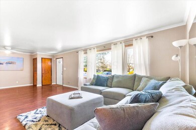 05-Living Area