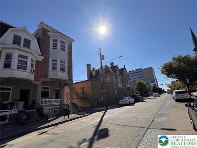 111 N 5th St, Allentown, PA 18102 - photo 2