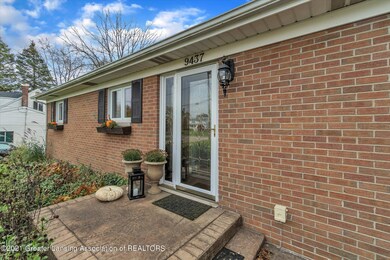 05-9437-W-Pierson-Rd-WindowStill-Real-Es
