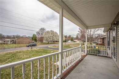 203 Tyne Rd, Shelbyville, TN 37160 - photo 4