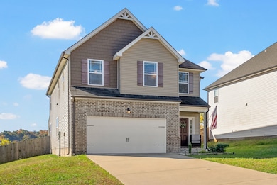 1319 Black Oak Cir, Clarksville, TN 37042 - photo 2