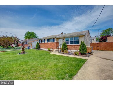 707 W 12th St, New Castle, DE 19720 - photo 2