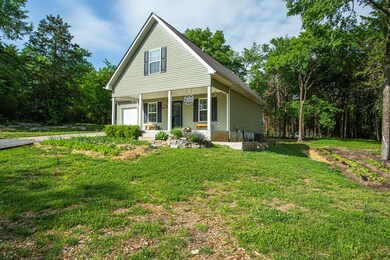 643A Mac St, Shelbyville, TN 37160 - photo 3