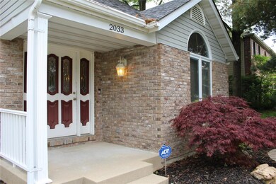 2033 Greenbrier Dr, Collinsville, IL 62234 - photo 3