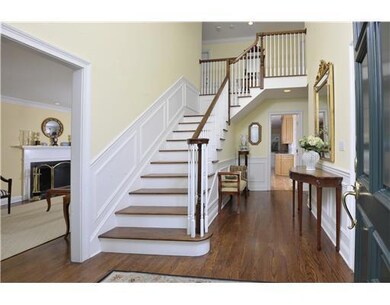 17 Lockwood Rd, Riverside, CT 06878 - photo 2