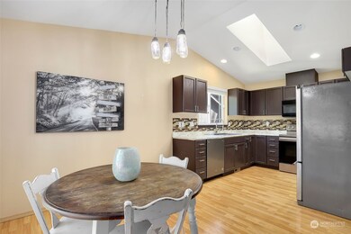 17625 Clear Lake Blvd SE, Yelm, WA 98597 - photo 6