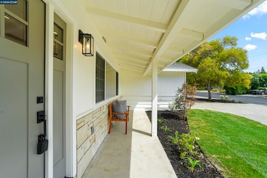 3715 Liscome Way, Concord, CA 94518 - photo 6