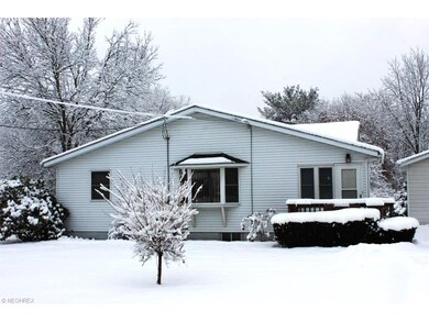 Spacious ranch on .9 acre lot*