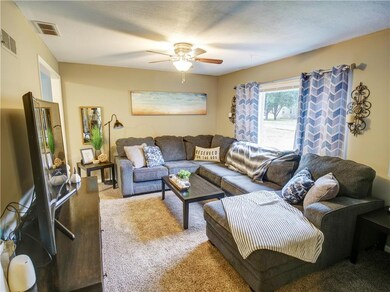 11203 W 68th Terrace, Shawnee, KS 66203 - photo 2