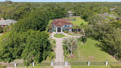 2555 Bryan Ln, Tarpon Springs, FL 34688 - photo 7