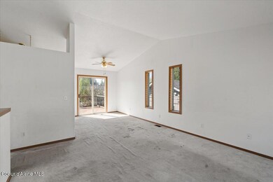 06-Living Room