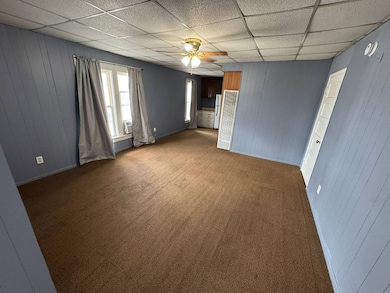 211 E 7th St unit 3, Concordia, KS 66901 - photo 3