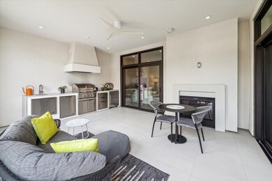 [Outdoor Terrace] An extension of your living room