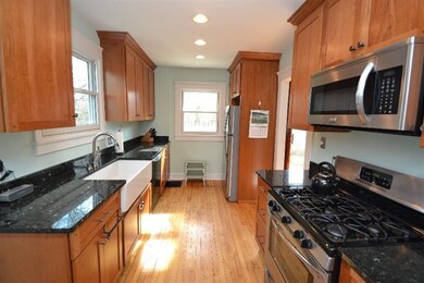 341 Mulholland Ave, Ann Arbor, MI 48103 - photo 7