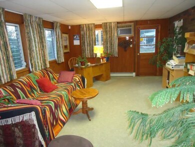 884 5th St, Whitehall, PA 18052 - photo 4