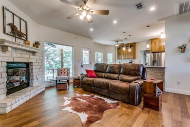 4616 S Fm 113, Millsap, TX 76066 - photo 5