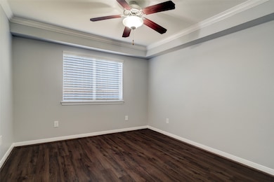 1600 W T C Jester Blvd unit 3, Houston, TX 77008 - photo 6