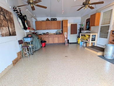 211 S Buchanan St, Prairie Du Chien, WI 53821 - photo 7