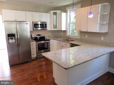 2927 Illinois Ave, Halethorpe, MD 21227 - photo 6