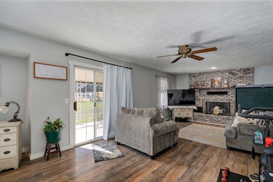 4226 W La Casa St, Springfield, MO 65802 - photo 7