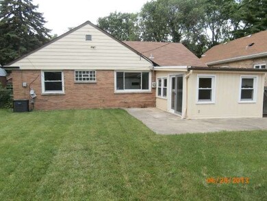 927 Bristol Ave, Westchester, IL 60154 - photo 3