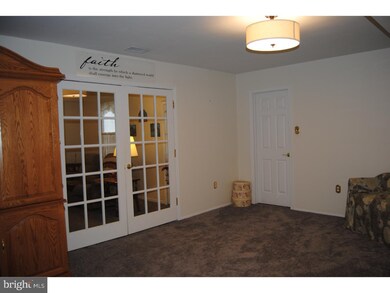 30 Bernard Dr, Morrisville, PA 19067 - photo 5