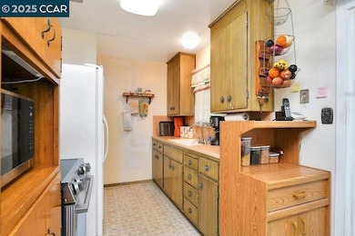 214 Don Carlos Ave, Stockton, CA 95210 - photo 7