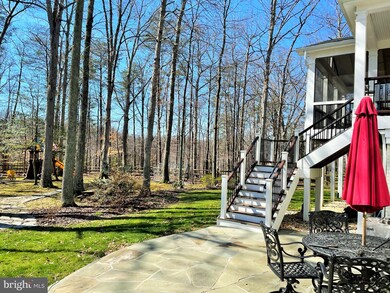 9399 Crosspointe Dr, Fairfax Station, VA 22039 - photo 4