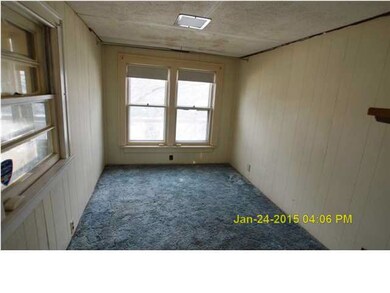 Bonus room in upper level