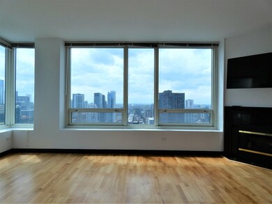 Millennium Centre unit 34ES, Chicago, IL 60654 - photo 5