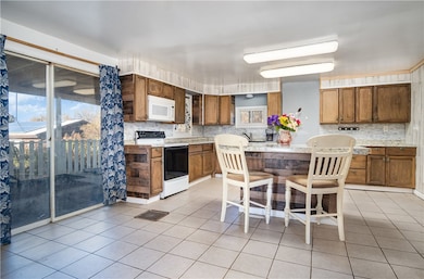 6371 Freeman Rd, Byron, NY 14422 - photo 2